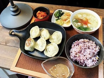 マンドゥ(韓国餃子)セット 1,200円